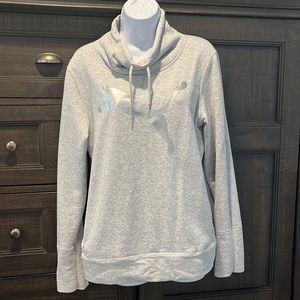 Puma sweatshirt women’s light gray cowl neck, large pocket, sz Medium, cozy